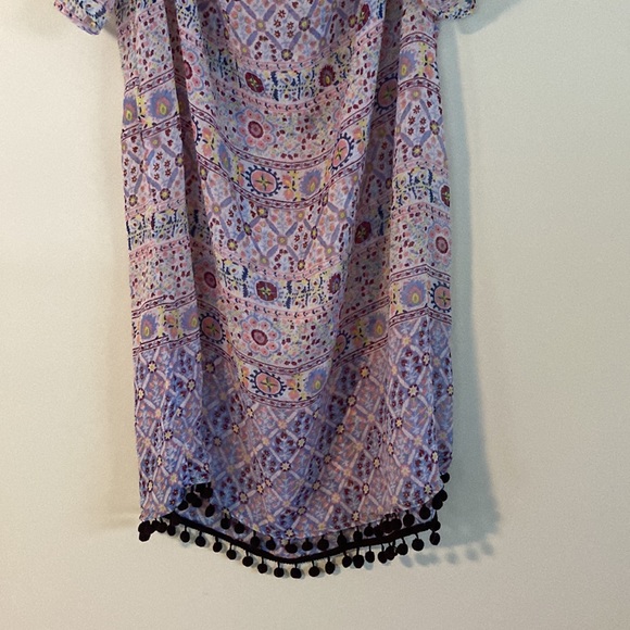 NWOT Beautiful Multi Color Beach Cover up Dress, Cold Shoulder Size M - Picture 2 of 7